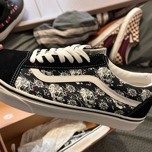 Old skool vans skull size 11